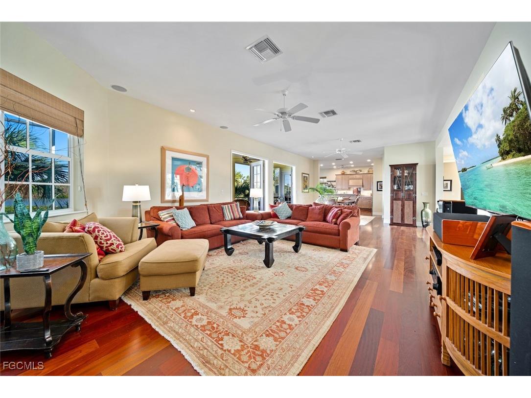 5810 Pine Tree Drive Sanibel FL 33957 2025025021 image15