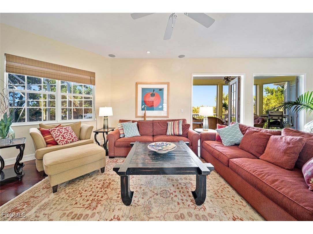 5810 Pine Tree Drive Sanibel FL 33957 2025025021 image16