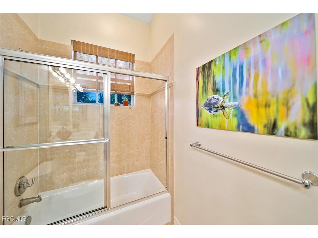 5810 Pine Tree Drive Sanibel FL 33957 2025025021 image38