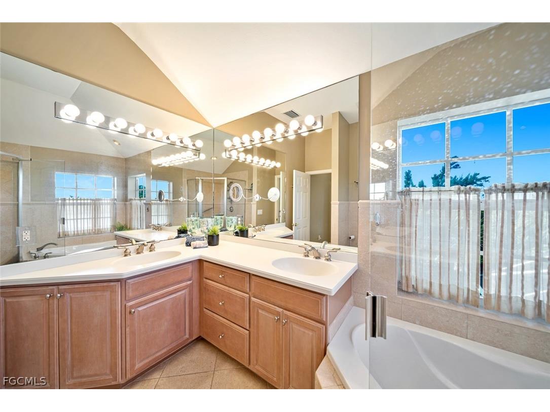 5810 Pine Tree Drive Sanibel FL 33957 2026006666 image25