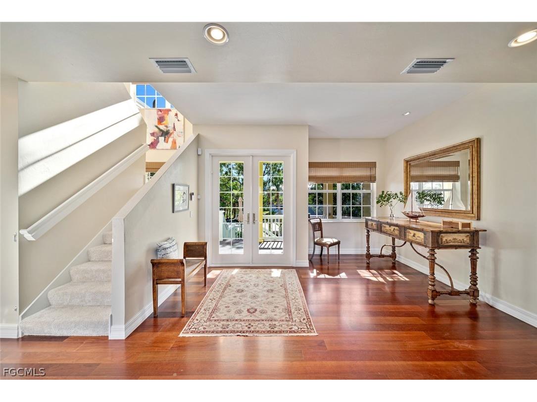 5810 Pine Tree Drive Sanibel FL 33957 2026006666 image6