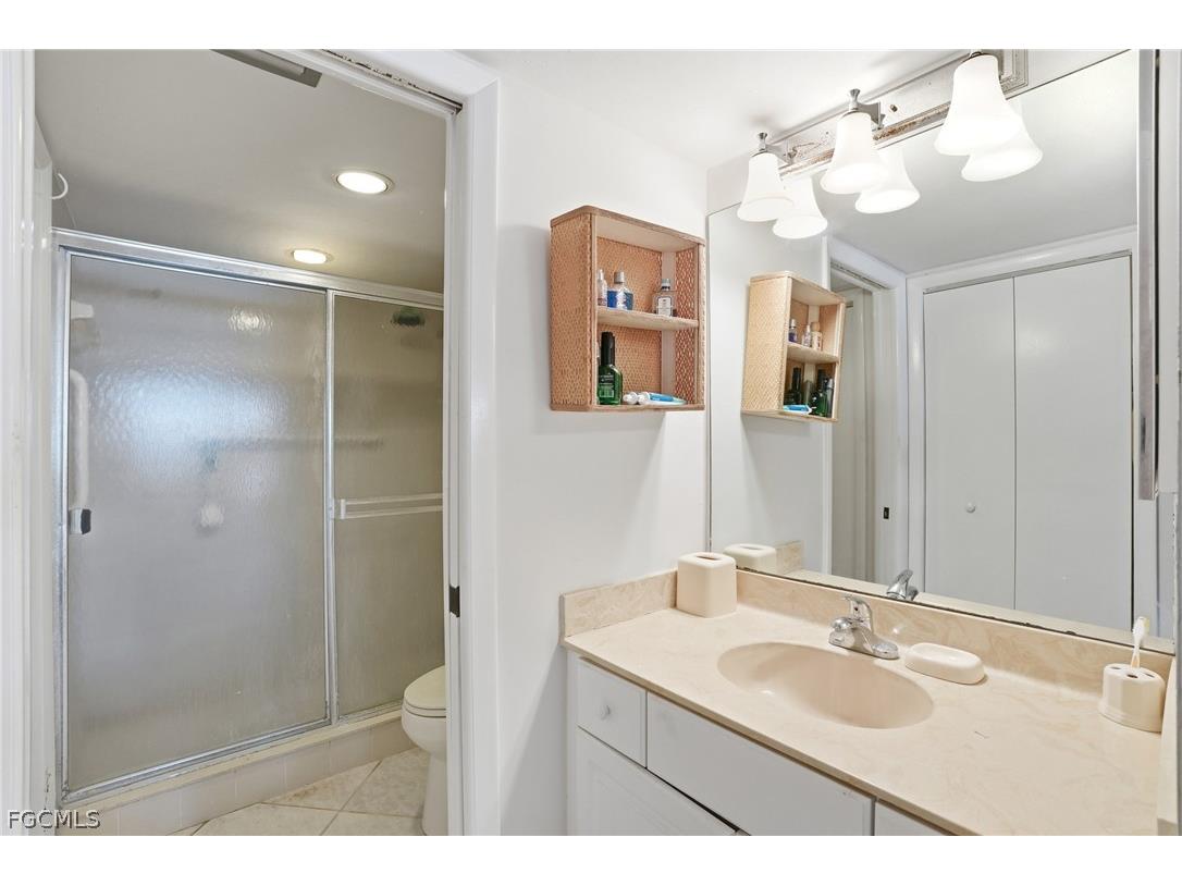 5810 Trailwinds Drive #912 Fort Myers FL 33907 2026005330 image10