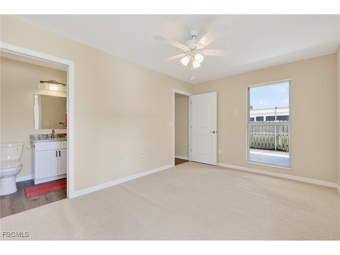 5811 Crystal Lake Lane #102 North Fort Myers FL 33917 2025018105 image18