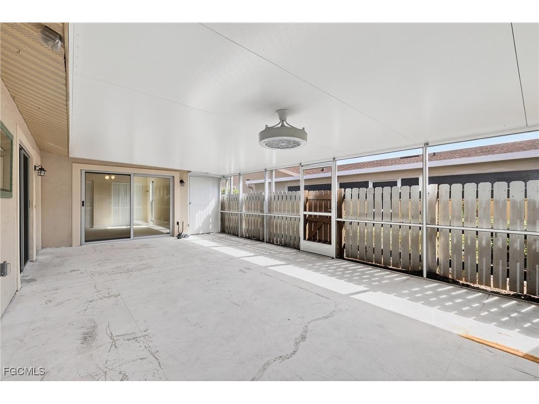 5811 Crystal Lake Lane #102 North Fort Myers FL 33917 2025018105 image26