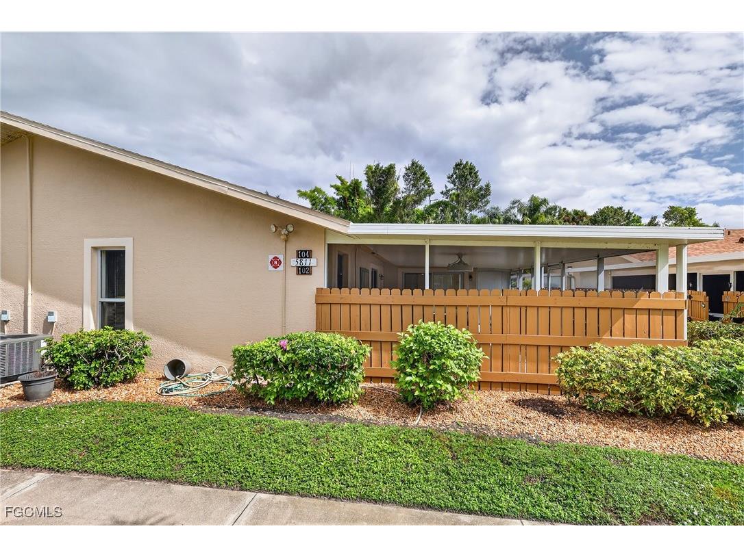5811 Crystal Lake Lane #102 North Fort Myers FL 33917 2025018105 image29