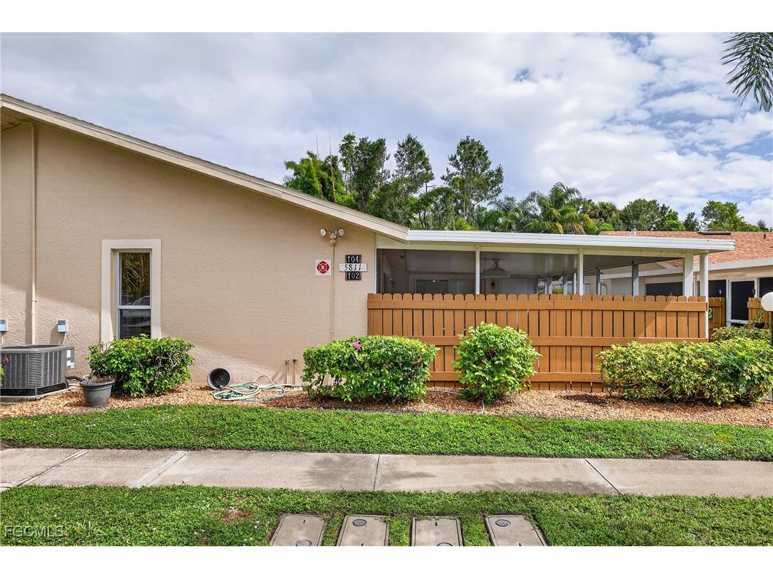 5811 Crystal Lake Lane #102 North Fort Myers FL 33917 2025018105 image30