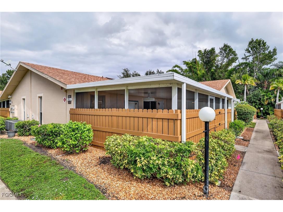 5811 Crystal Lake Lane #102 North Fort Myers FL 33917 2025018105 image32