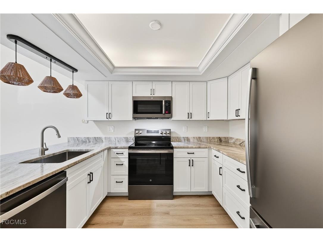 5811 Crystal Lake Lane #102 North Fort Myers FL 33917 2025018105 image4