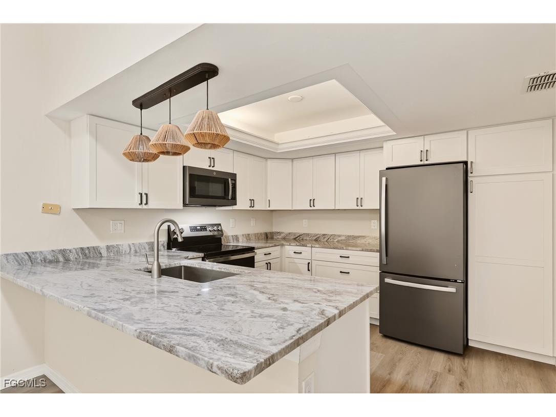 5811 Crystal Lake Lane #102 North Fort Myers FL 33917 2025018105 image7