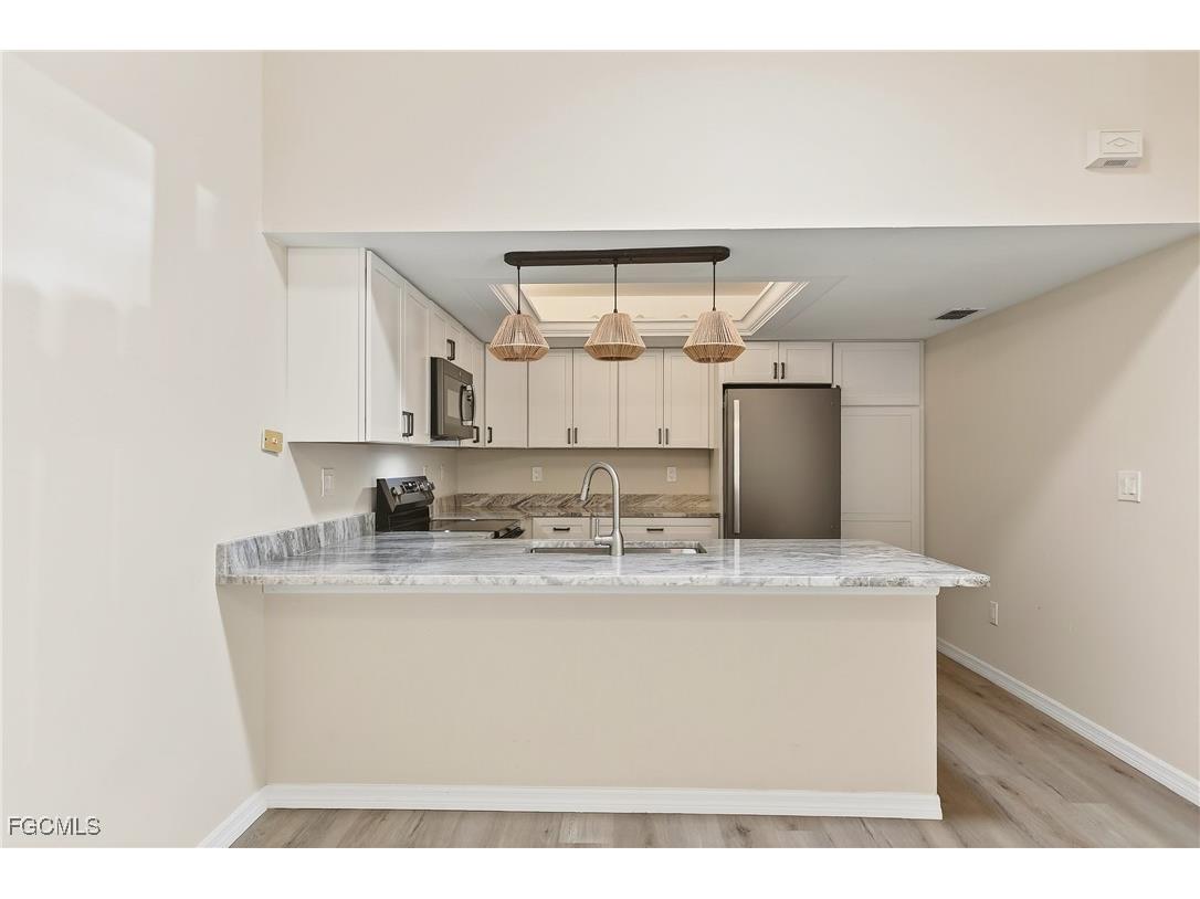 5811 Crystal Lake Lane #102 North Fort Myers FL 33917 2025018105 image8