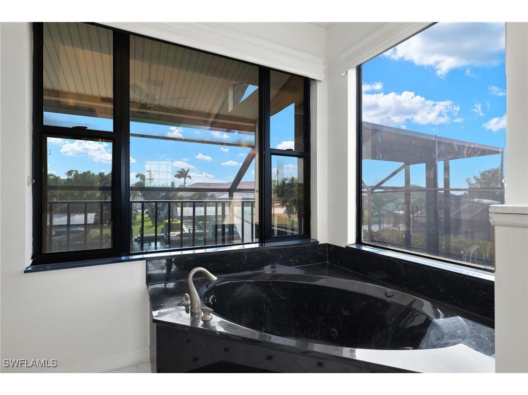 5811 SW 1st Place Cape Coral FL 33914 224079471 image15