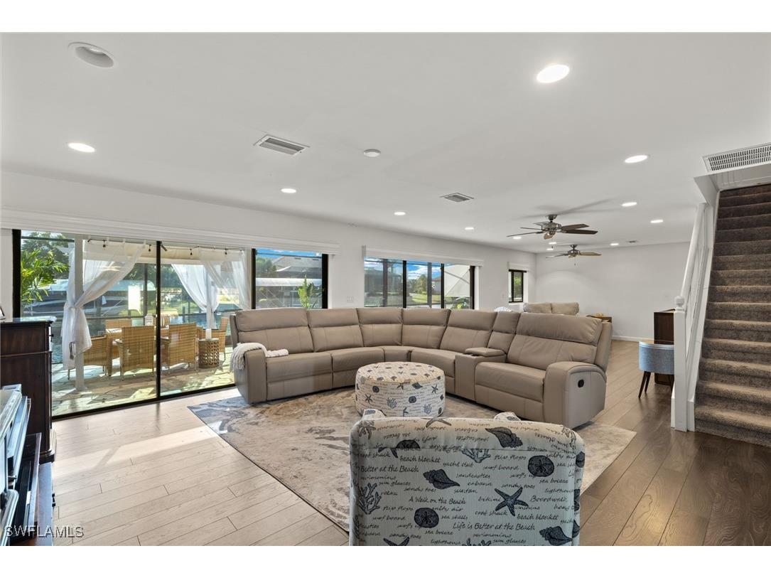 5811 SW 1st Place Cape Coral FL 33914 224079471 image3