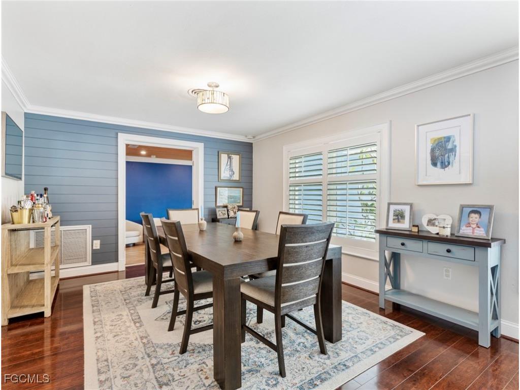 5812 Silvery Lane Fort Myers FL 33919 2025021413 image12