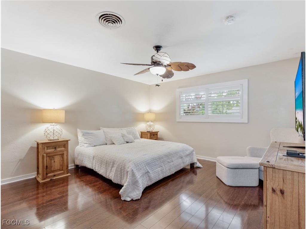 5812 Silvery Lane Fort Myers FL 33919 2025021413 image24