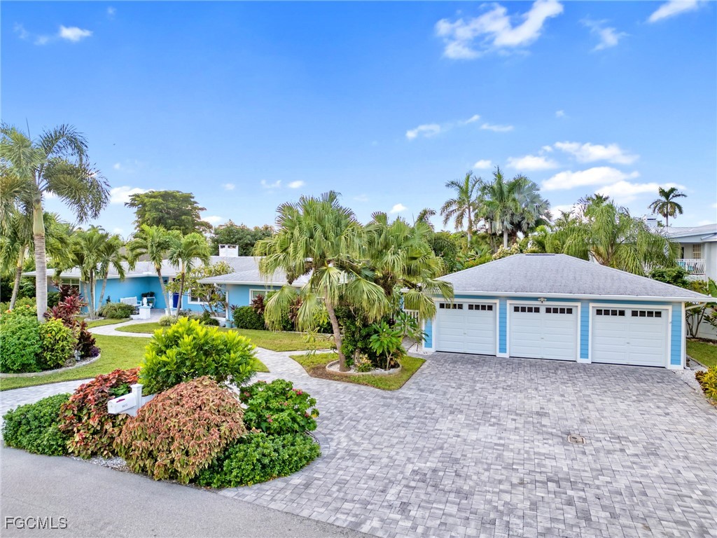 5812 Silvery Lane Fort Myers FL 33919 2025021413 image41