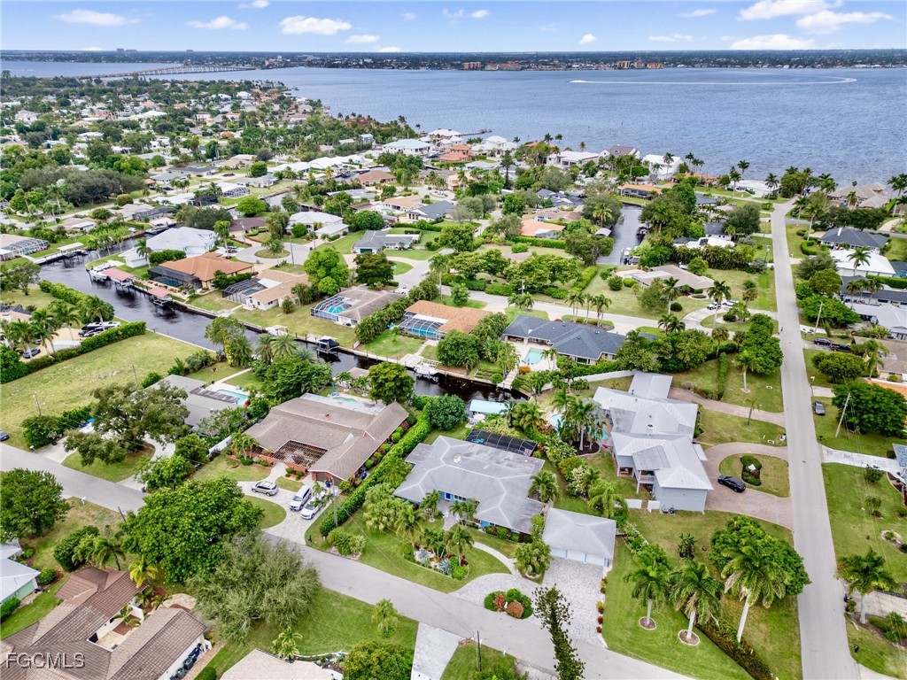 5812 Silvery Lane Fort Myers FL 33919 2025021413 image44