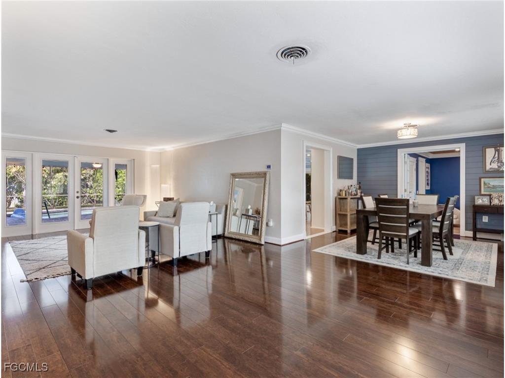 5812 Silvery Lane Fort Myers FL 33919 2025021413 image7