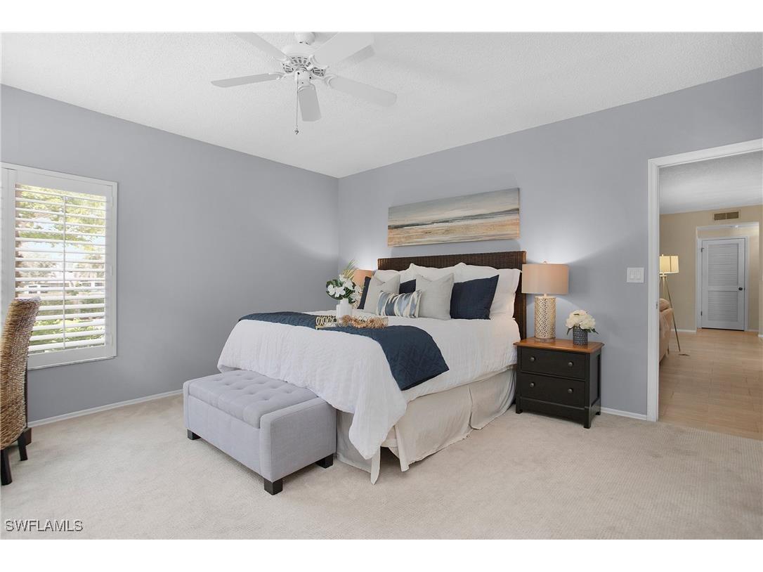 5815 Glencove Drive #1202 Naples FL 34108 224089725 image1