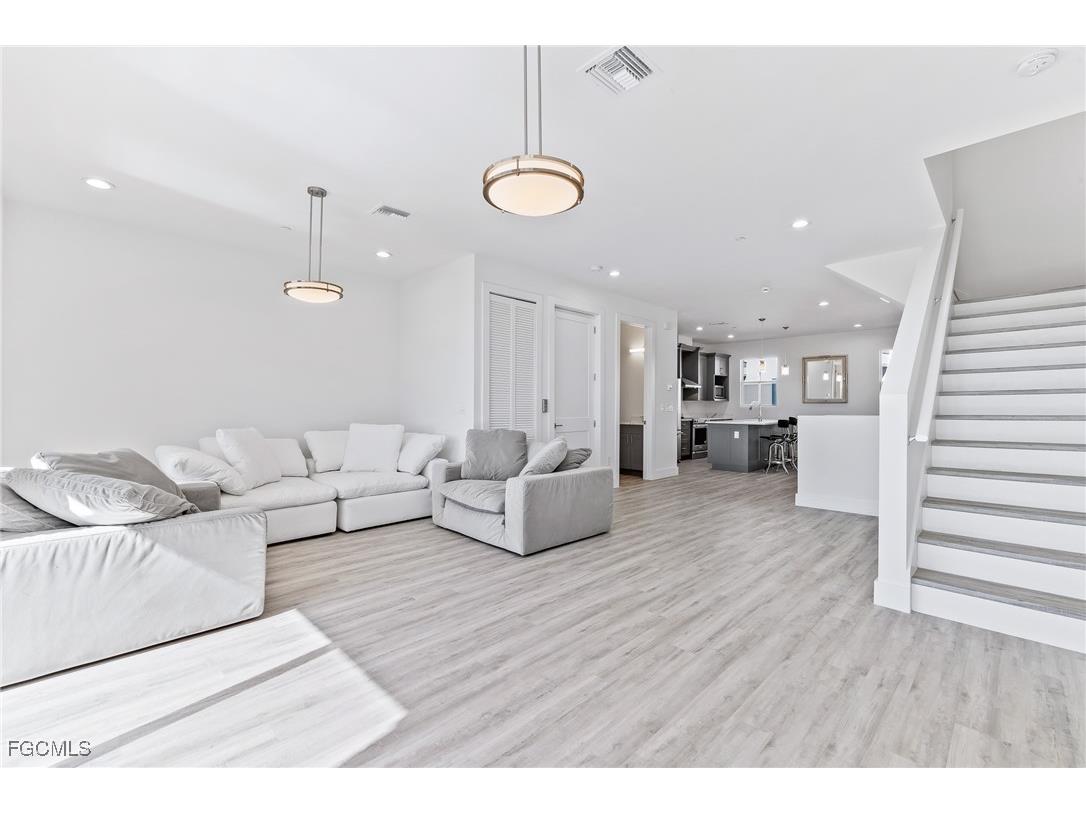 5816 Shell Cove Drive #119 Cape Coral FL 33914 2026001381 image5