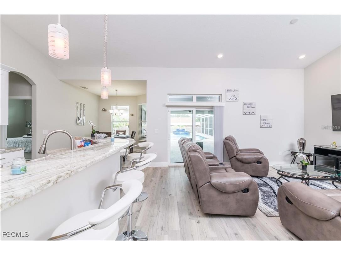 5816 Little River Drive Tampa FL 33615 2025005898 image6