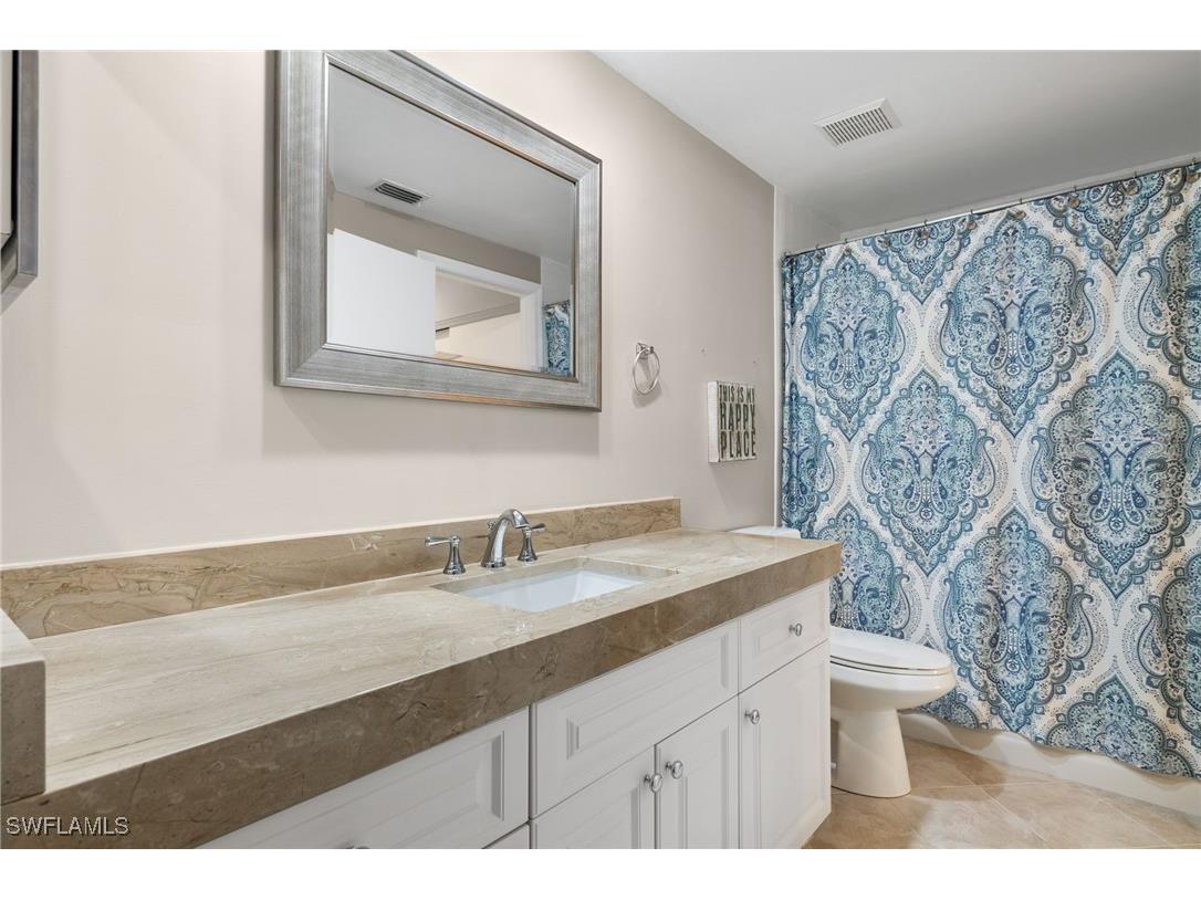 5817 Glencove Drive #405 Naples FL 34108 224077285 image10