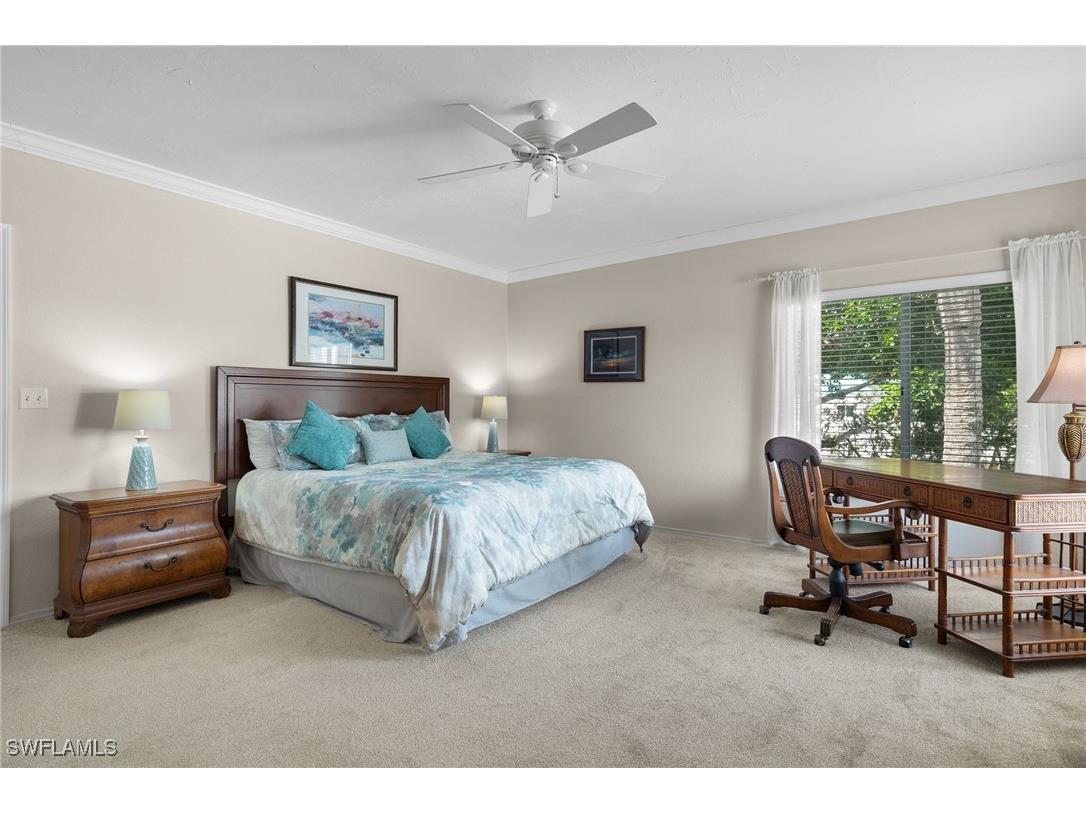 5817 Glencove Drive #405 Naples FL 34108 224077285 image6