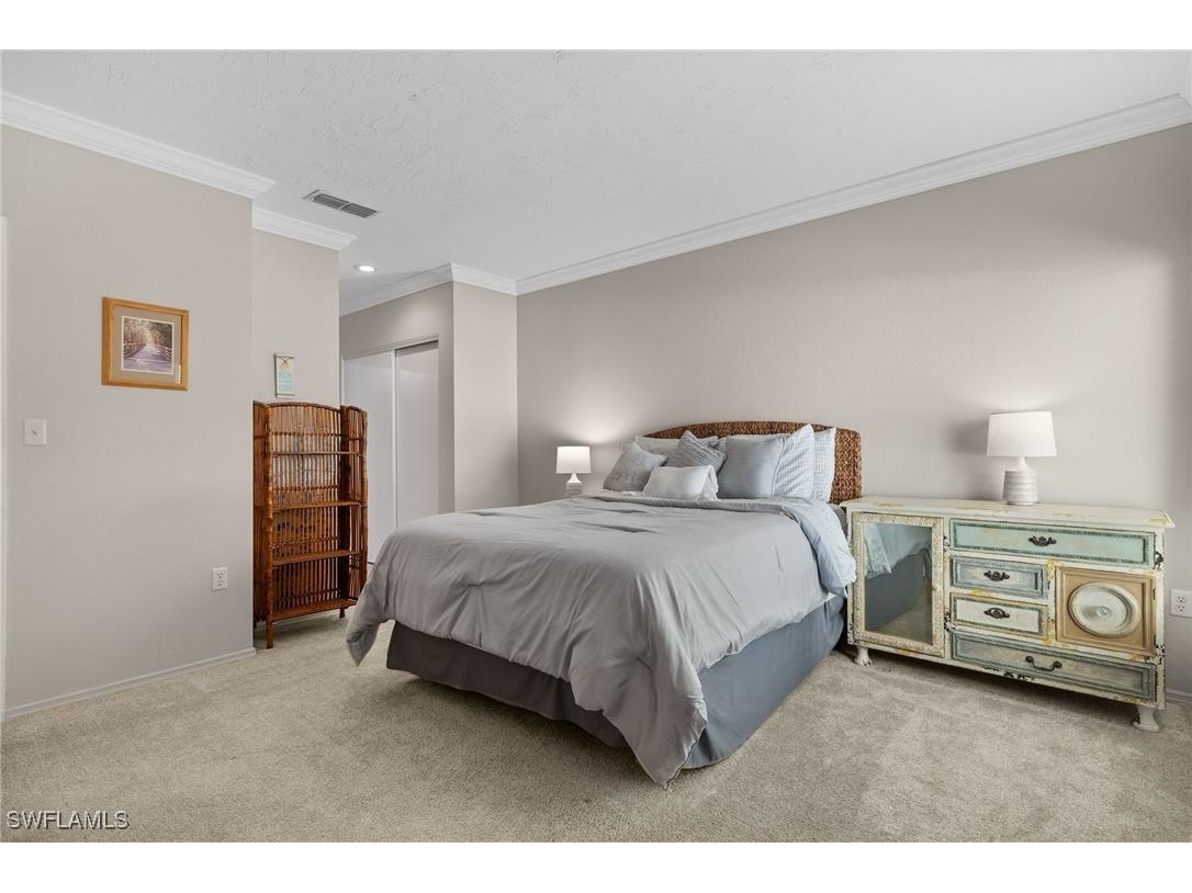 5817 Glencove Drive #405 Naples FL 34108 224077285 image9