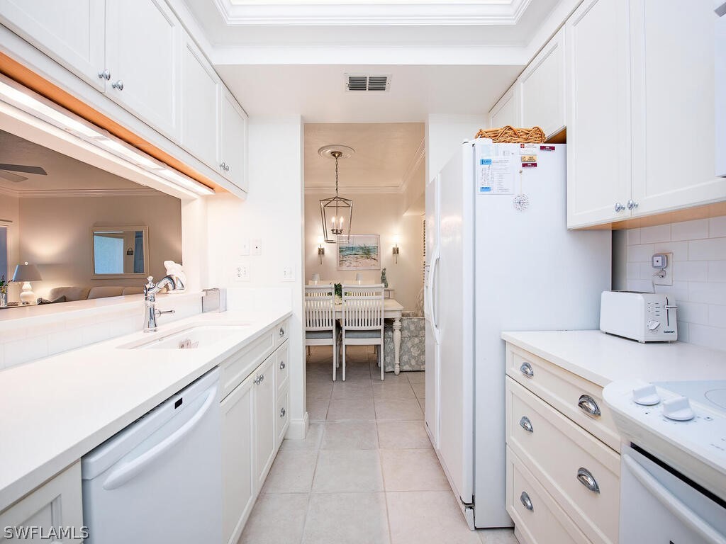 5818 Glencove Drive #103 Naples FL 34108 226009281 image6