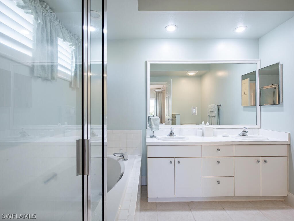 5818 Glencove Drive #103 Naples FL 34108 226009281 image9