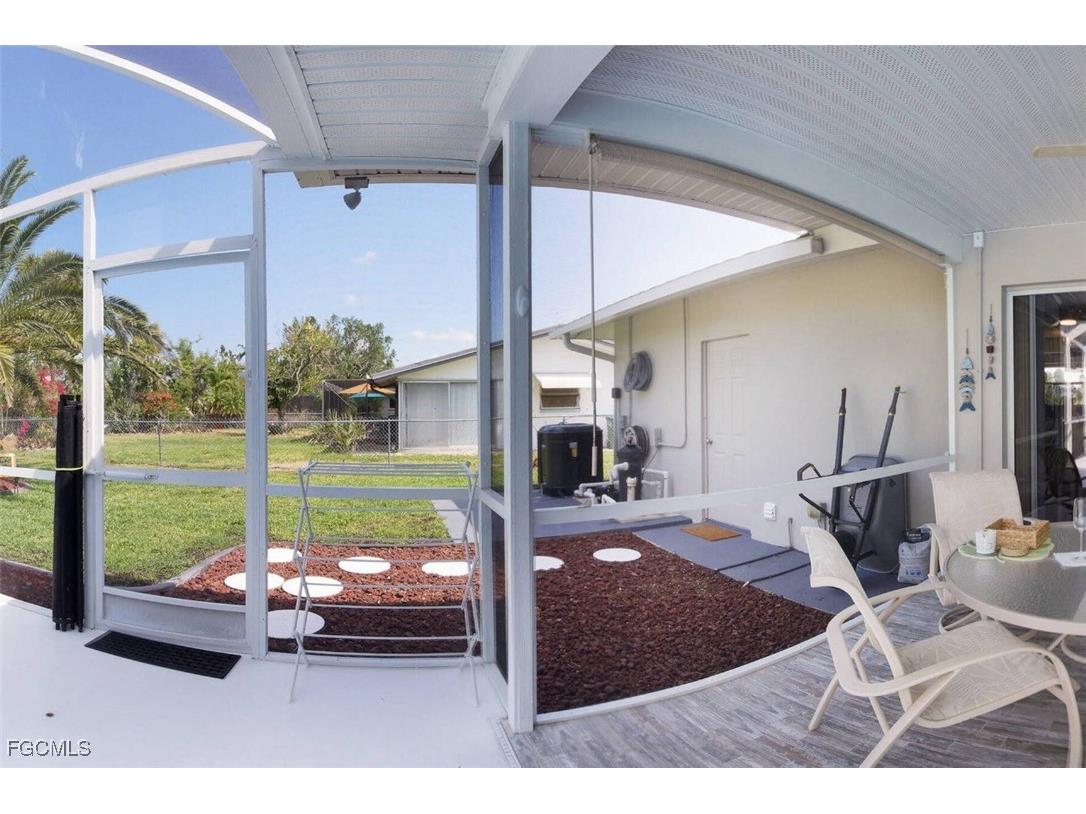 5818 SW 1st Court Cape Coral FL 33914 2025019063 image32