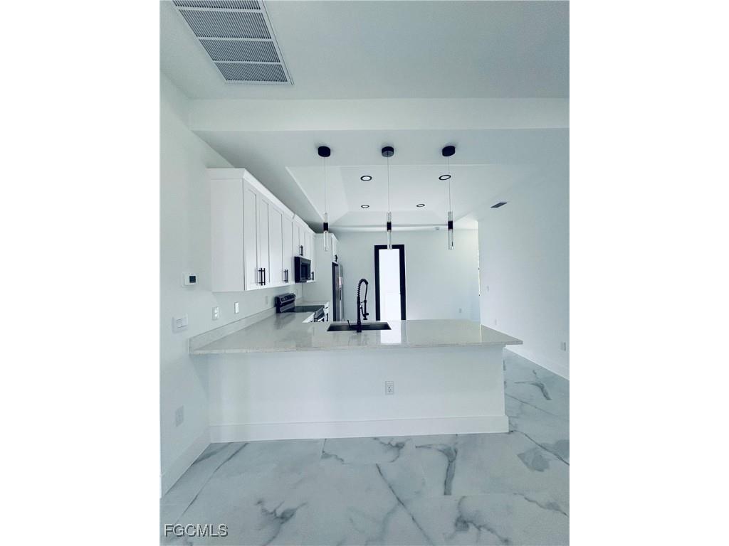 582 Eisenhower Boulevard Lehigh Acres FL 33974 2025016861 image12