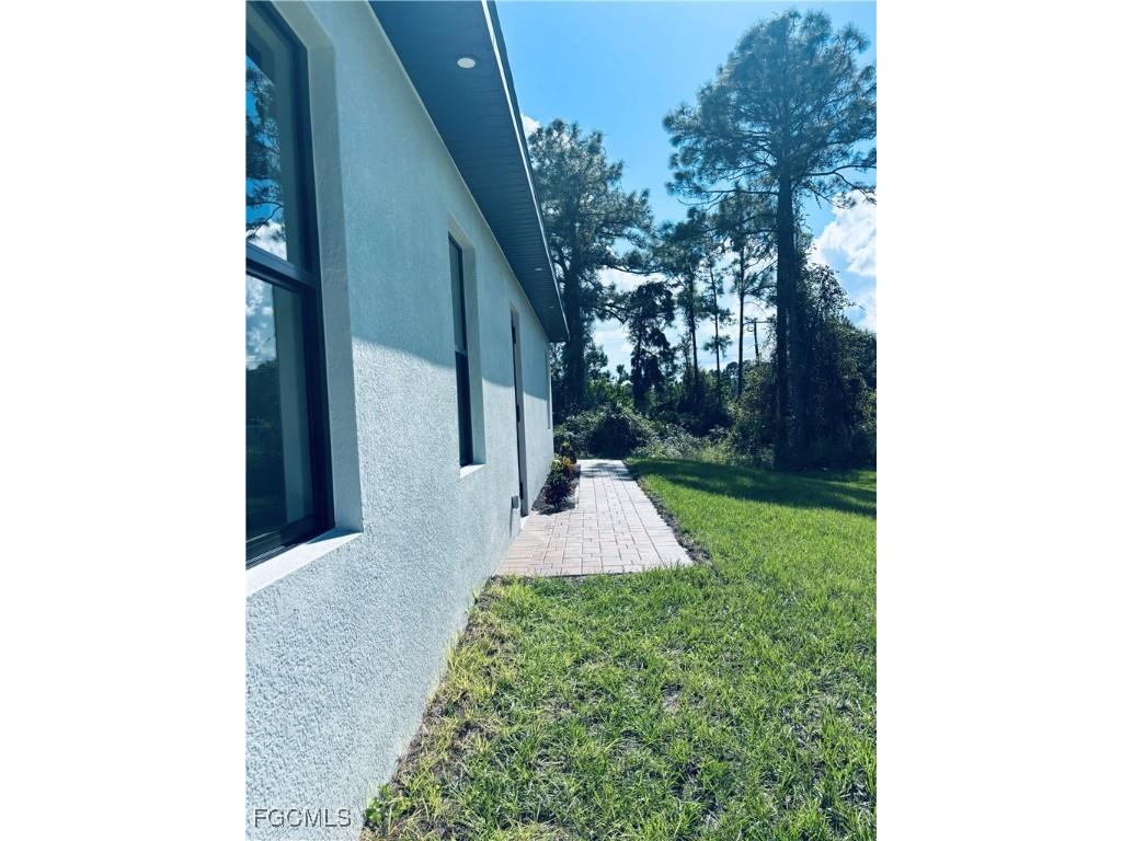 582 Eisenhower Boulevard Lehigh Acres FL 33974 2025016861 image30