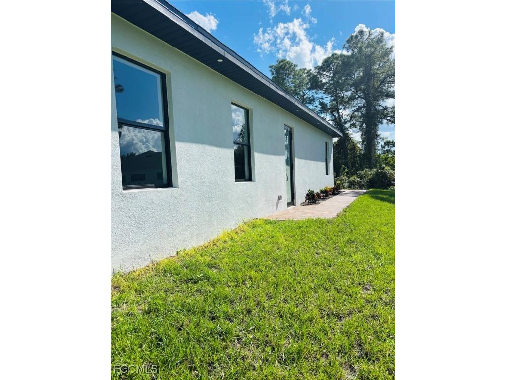 582 Eisenhower Boulevard Lehigh Acres FL 33974 2025016861 image31