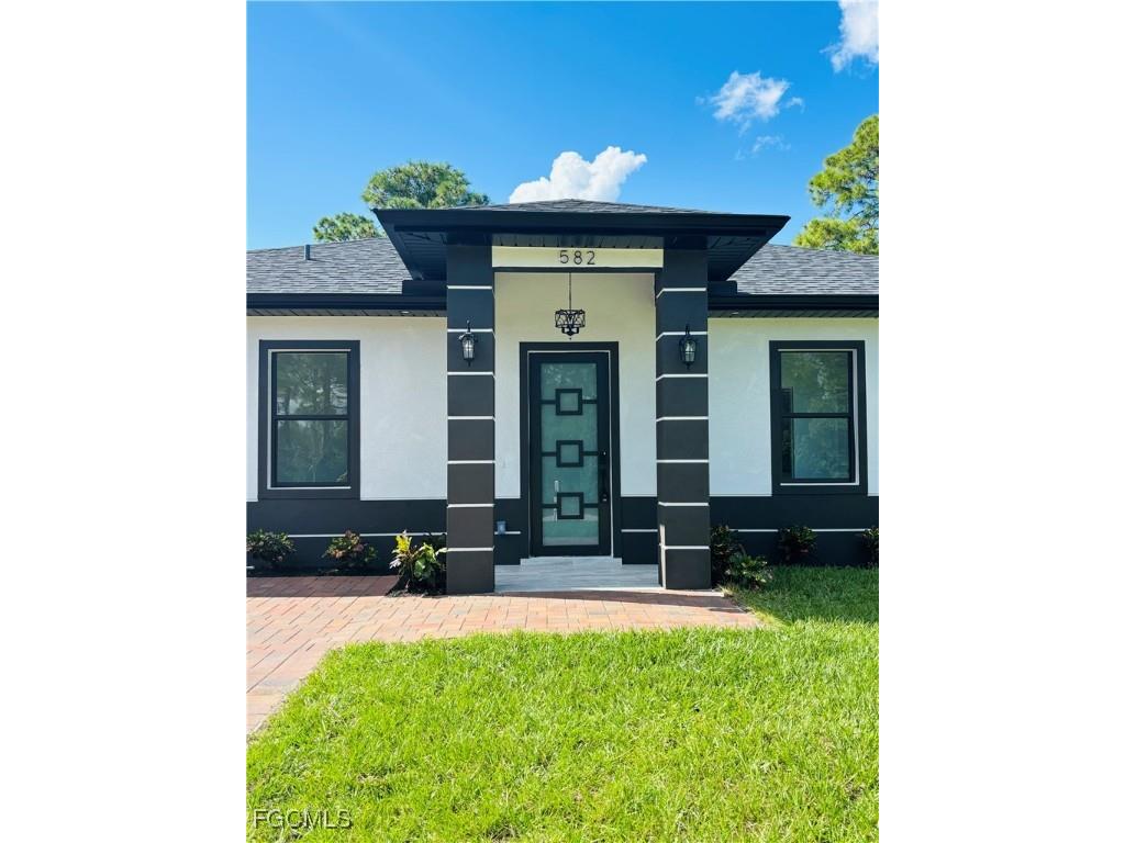 582 Eisenhower Boulevard Lehigh Acres FL 33974 2025016861 image5