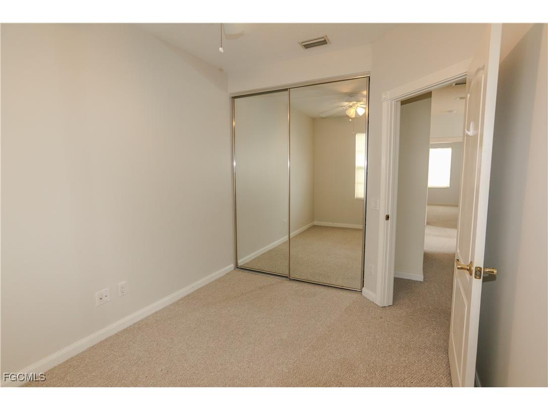 5823 Cove Circle #8 Naples FL 34119 2025014309 image15