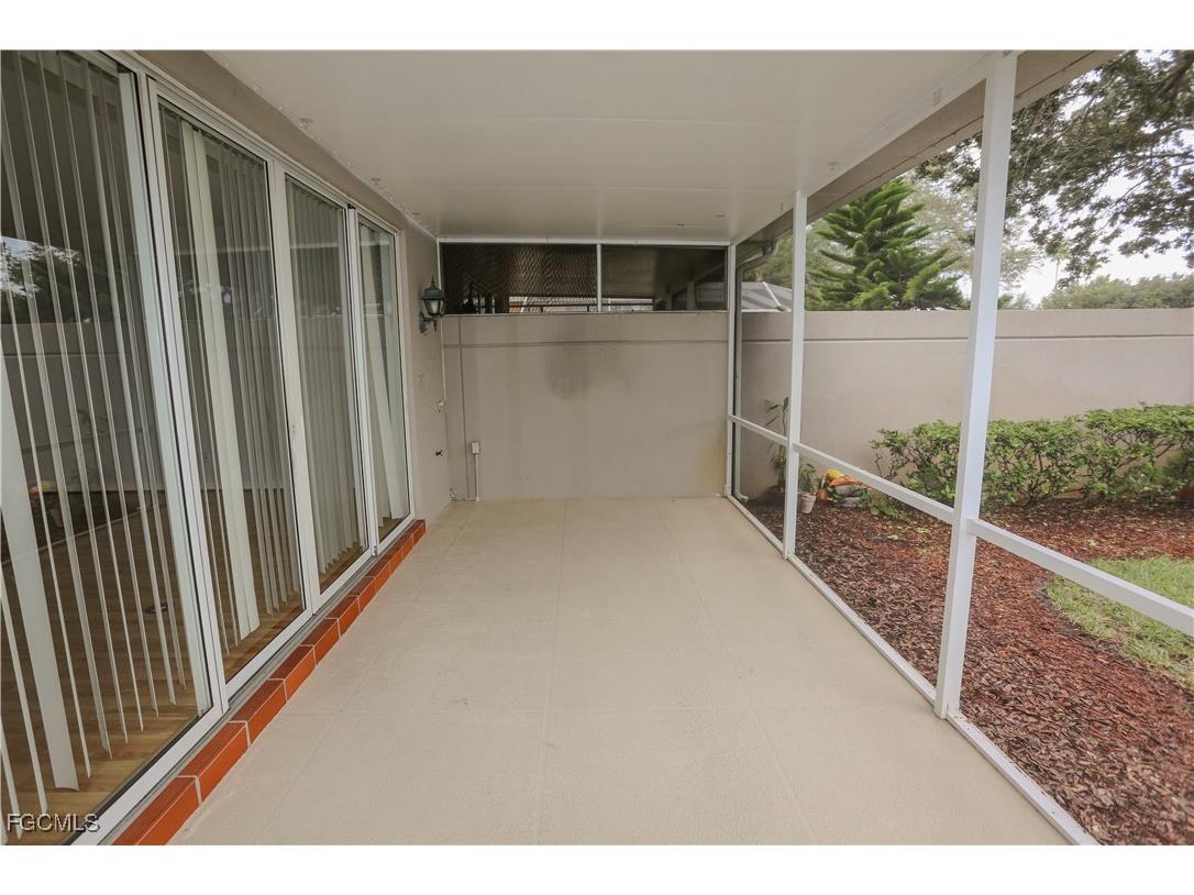 5823 Cove Circle #8 Naples FL 34119 2025014309 image21