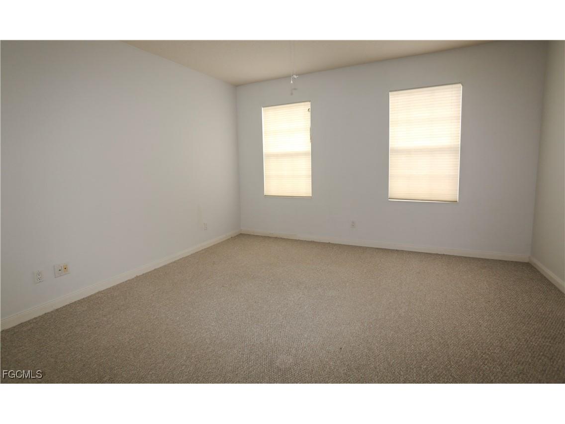 5823 Cove Circle #8 Naples FL 34119 2025014309 image9