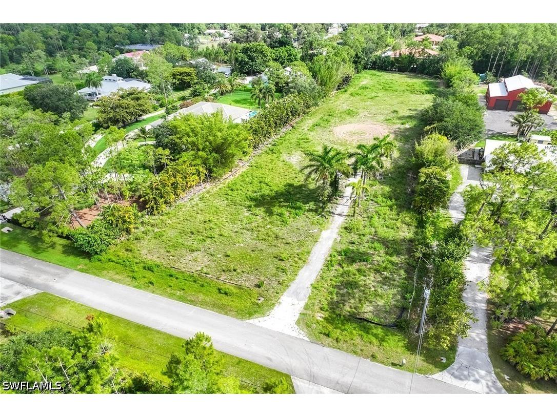 5823 Spanish Oaks Lane Naples FL 34119 226021080 image1