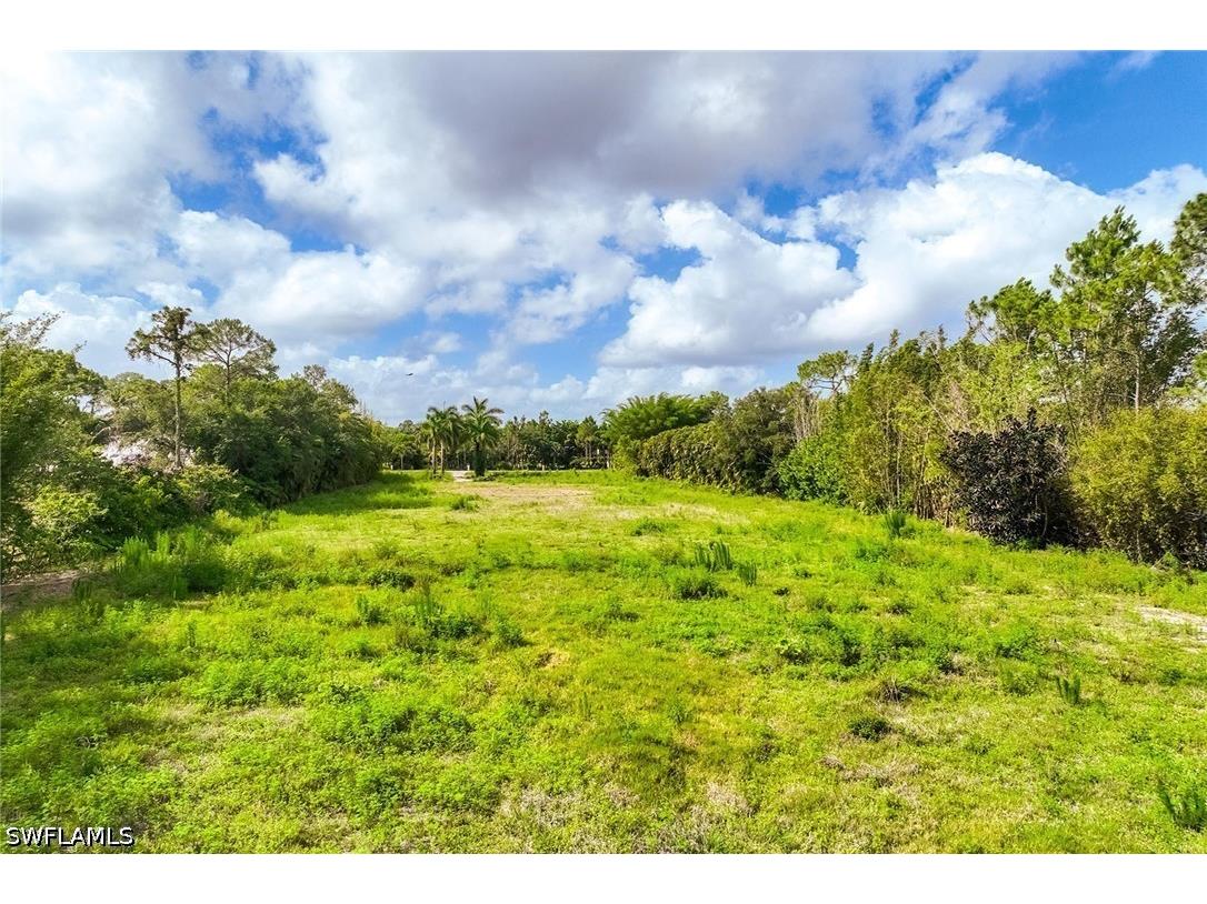 5823 Spanish Oaks Lane Naples FL 34119 226021080 image11