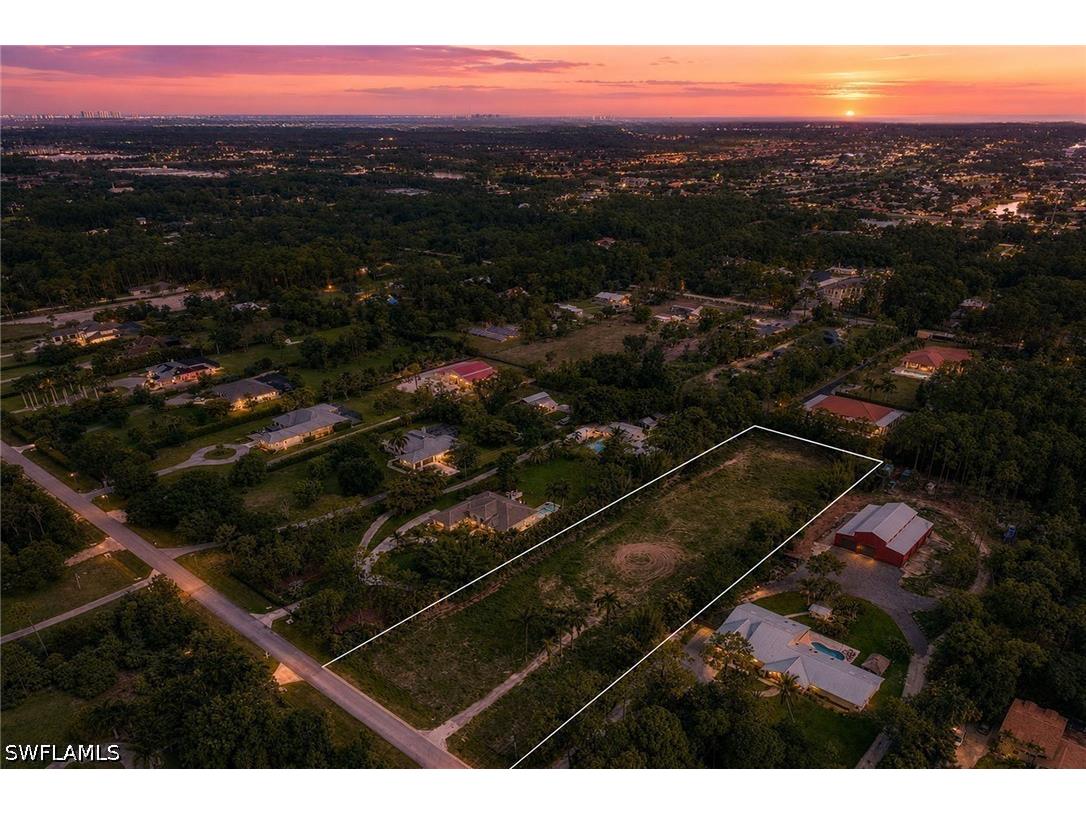 5823 Spanish Oaks Lane Naples FL 34119 226021080 image2