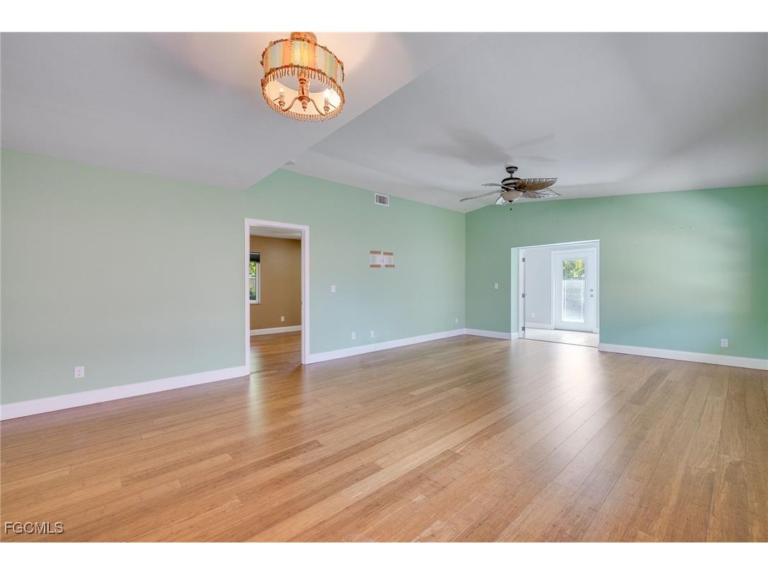 5824 Wild Fig Lane Fort Myers FL 33919 2026005606 image15