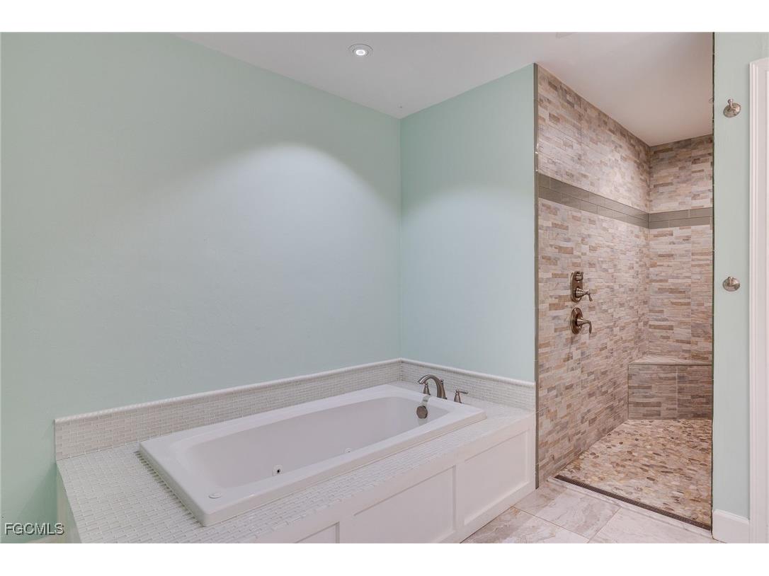 5824 Wild Fig Lane Fort Myers FL 33919 2026005606 image22