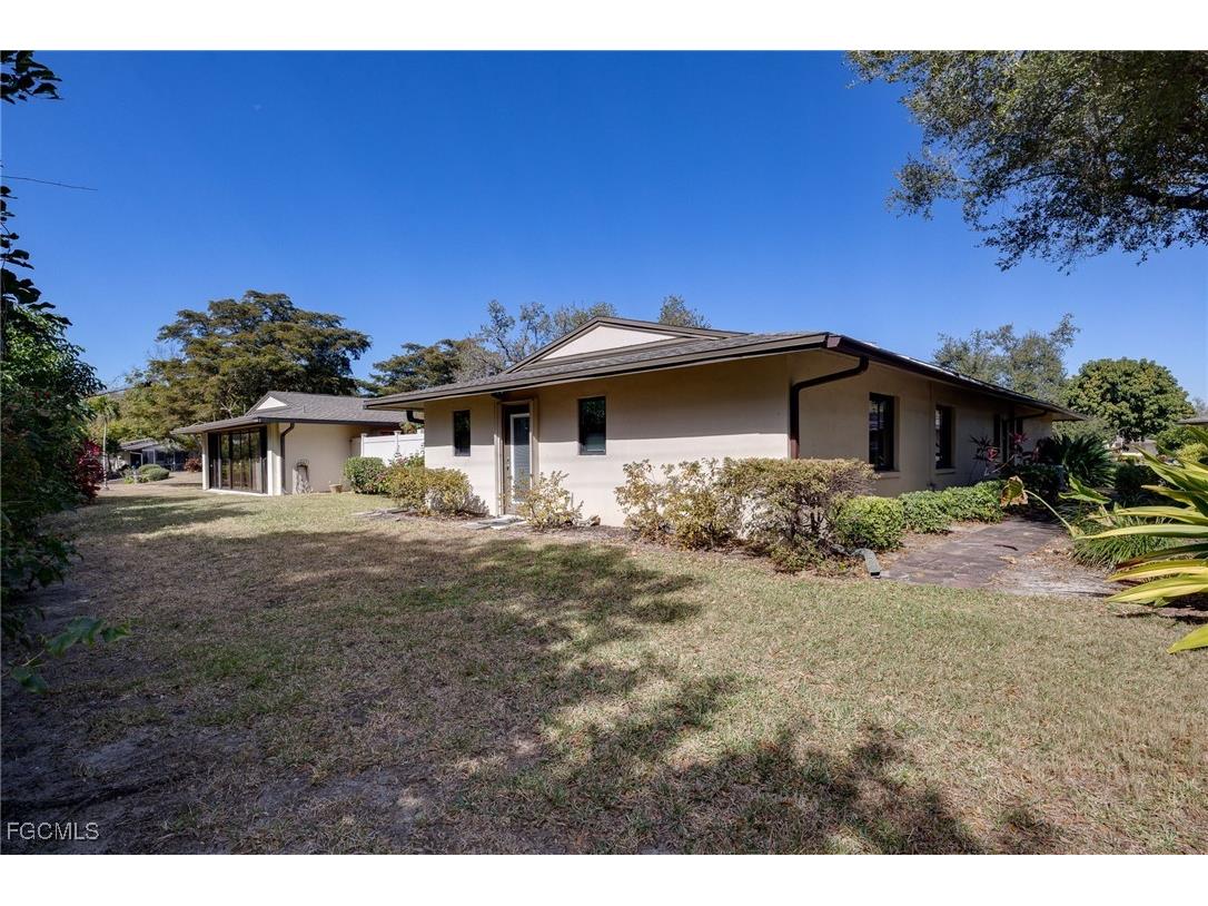 5824 Wild Fig Lane Fort Myers FL 33919 2026005606 image34