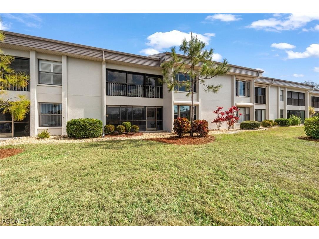 5825 Trailwinds Drive #414 Fort Myers FL 33907 2026008261 image23