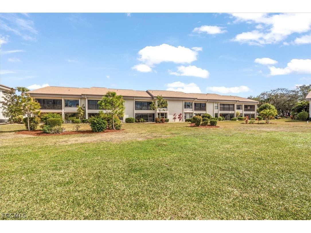 5825 Trailwinds Drive #414 Fort Myers FL 33907 2026008261 image27