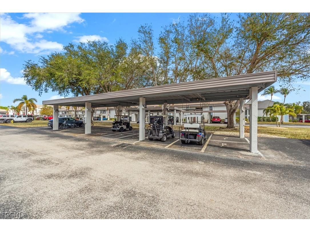 5825 Trailwinds Drive #414 Fort Myers FL 33907 2026008261 image33