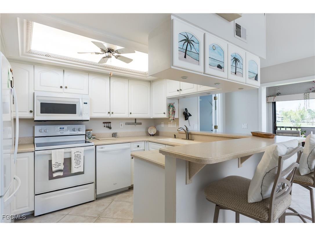 5825 Trailwinds Drive #425 Fort Myers FL 33907 2026001626 image6