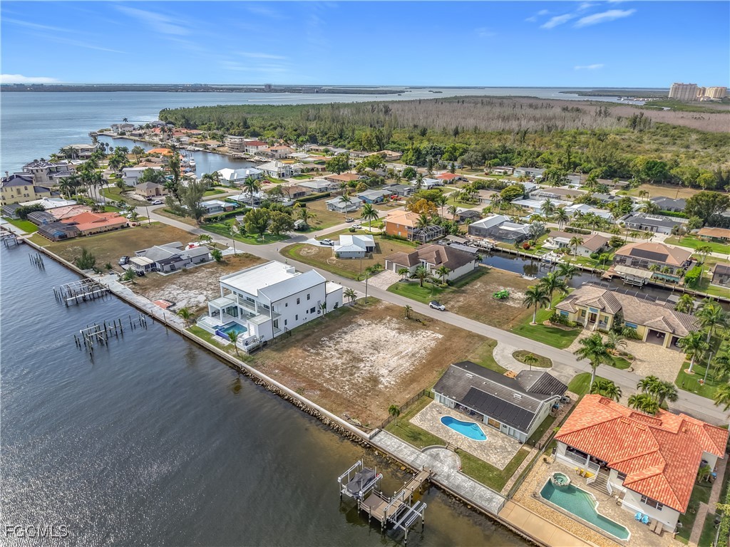 5827 SW 1st Avenue Cape Coral FL 33914 2026002071 image40