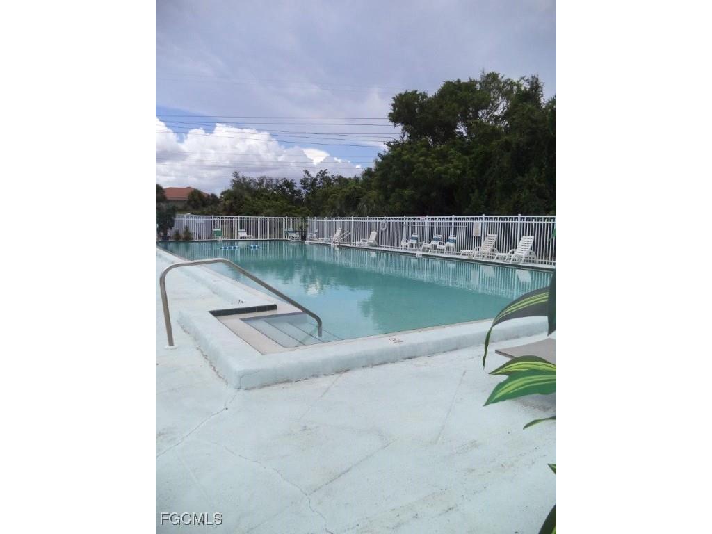  Fort Myers FL 33919 2025004733 image5