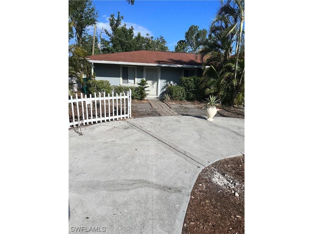 5829 Casablanca Court Fort Myers FL 33919 223017978 image1